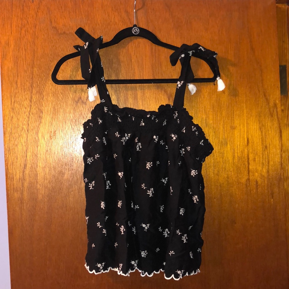 Old Navy sleeveless floral smock top